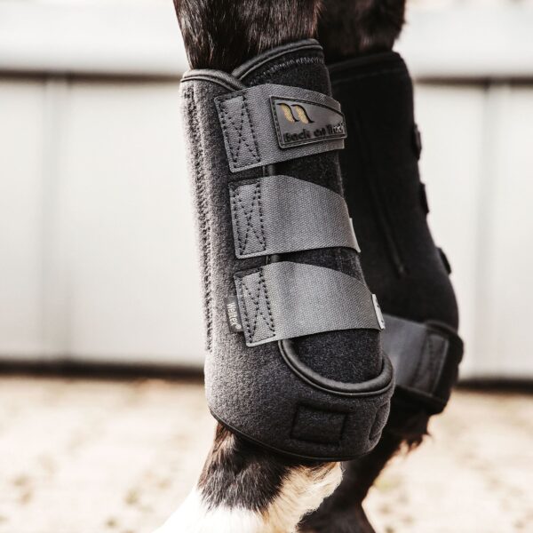 Back on Track "Airflow" Exercise Boots